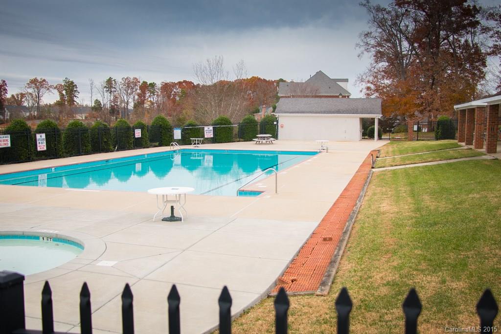 Beacon Knoll - Residential