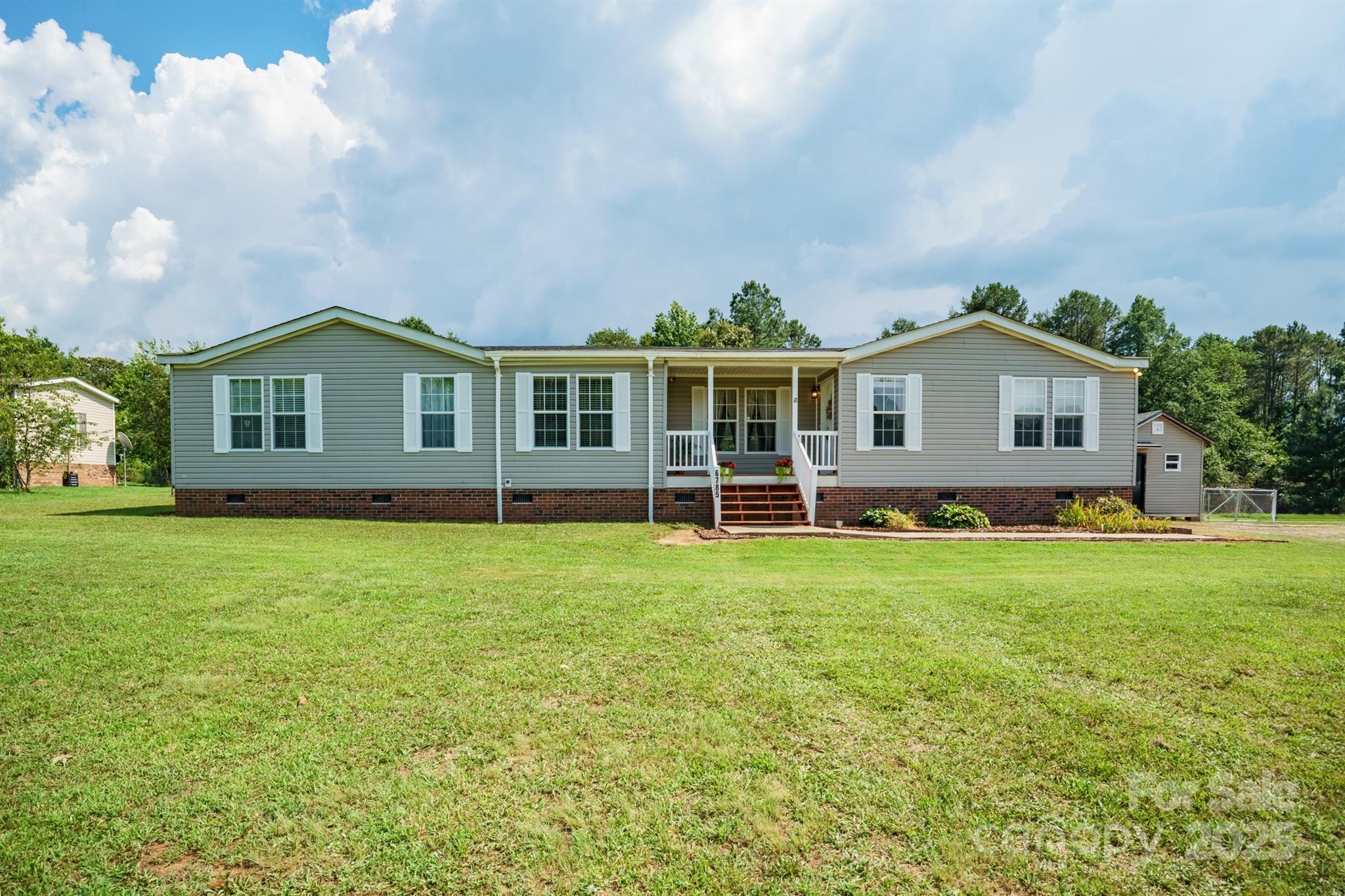 6785 Knotty Wood Lane