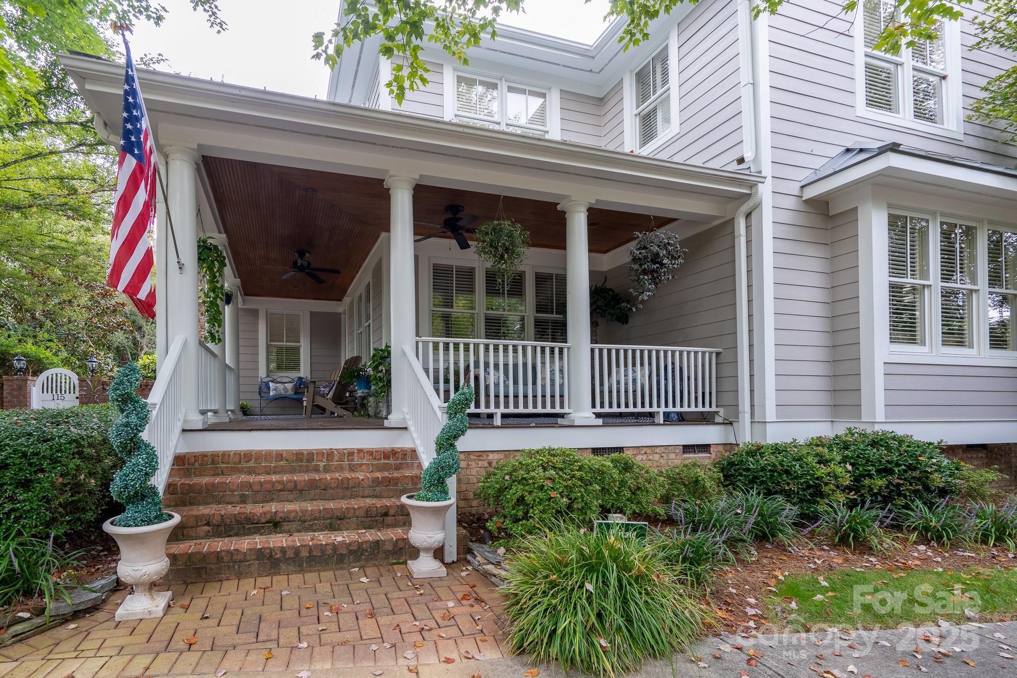 115 Evergreen Lane