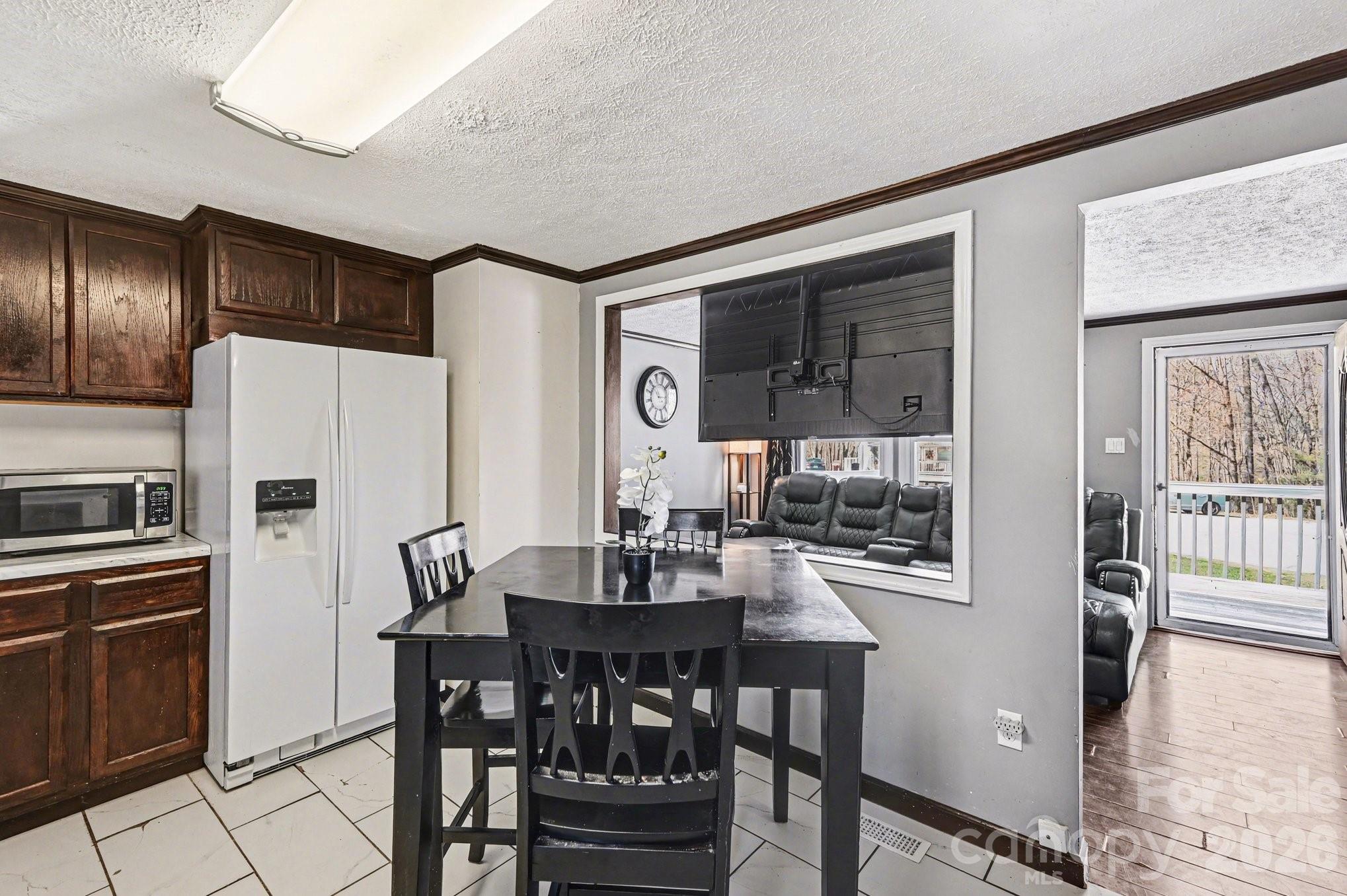 Country Creek - Residential