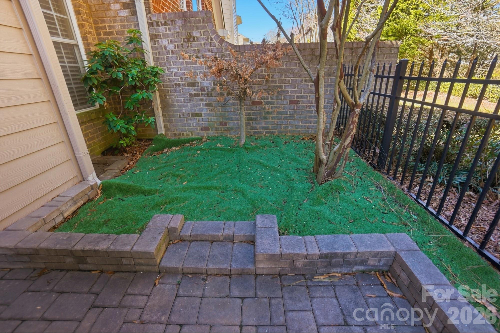 The Gates at Bridgehampton - Residential