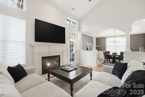 11719 Easthampton Circle Charlotte NC 28277