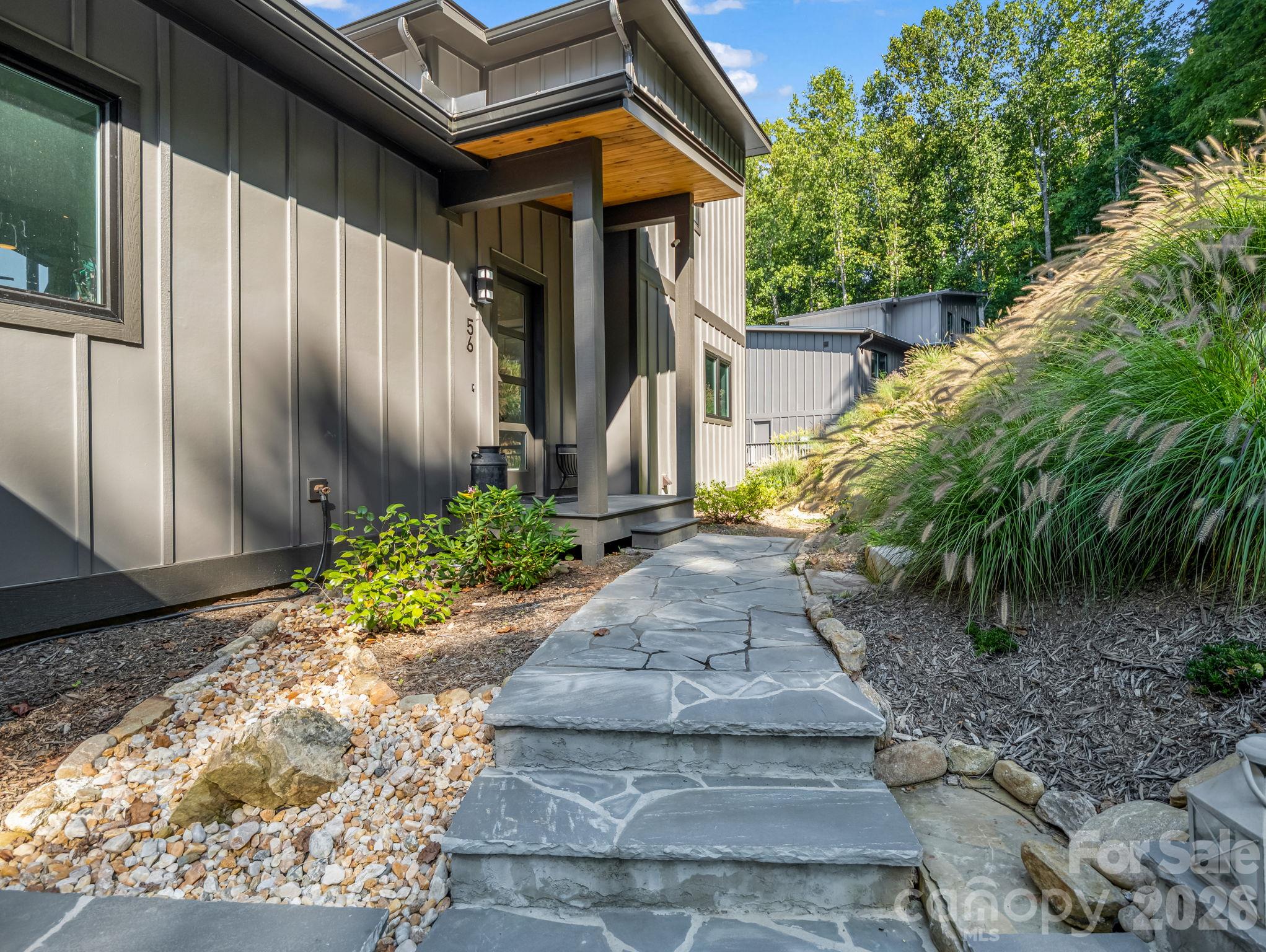 56 Scenic View Drive