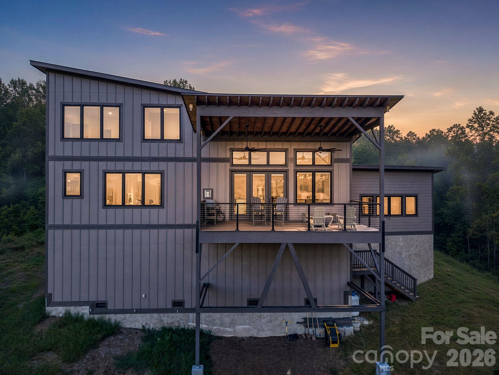 56 Scenic View Drive