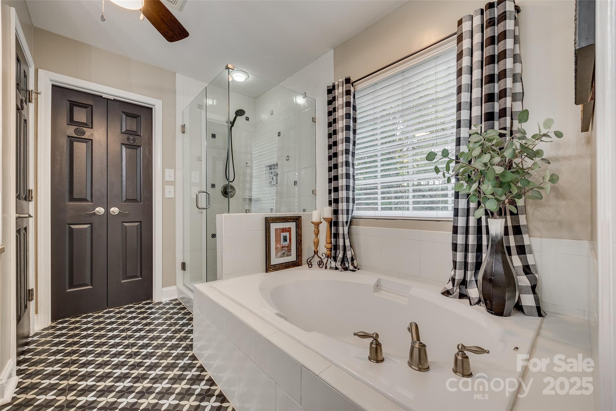 Regent Park - Residential