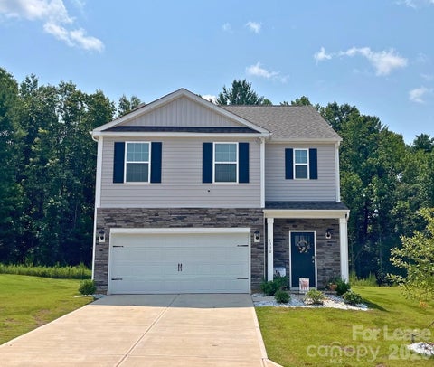 Photo of 1330 37th Avenue Lane NE, Hickory, NC 28601 (MLS # 4411107)