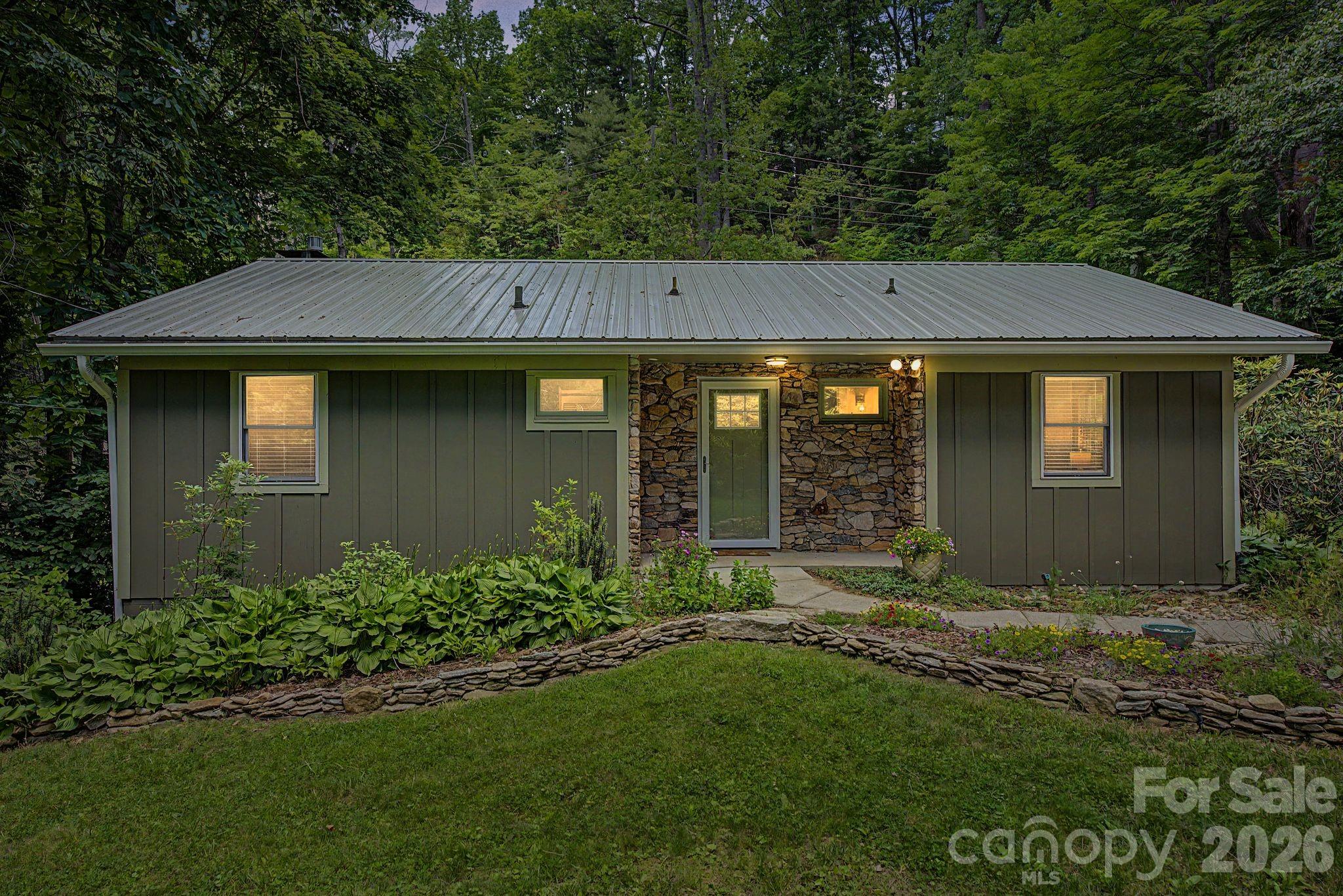 878 Garren Creek Road
