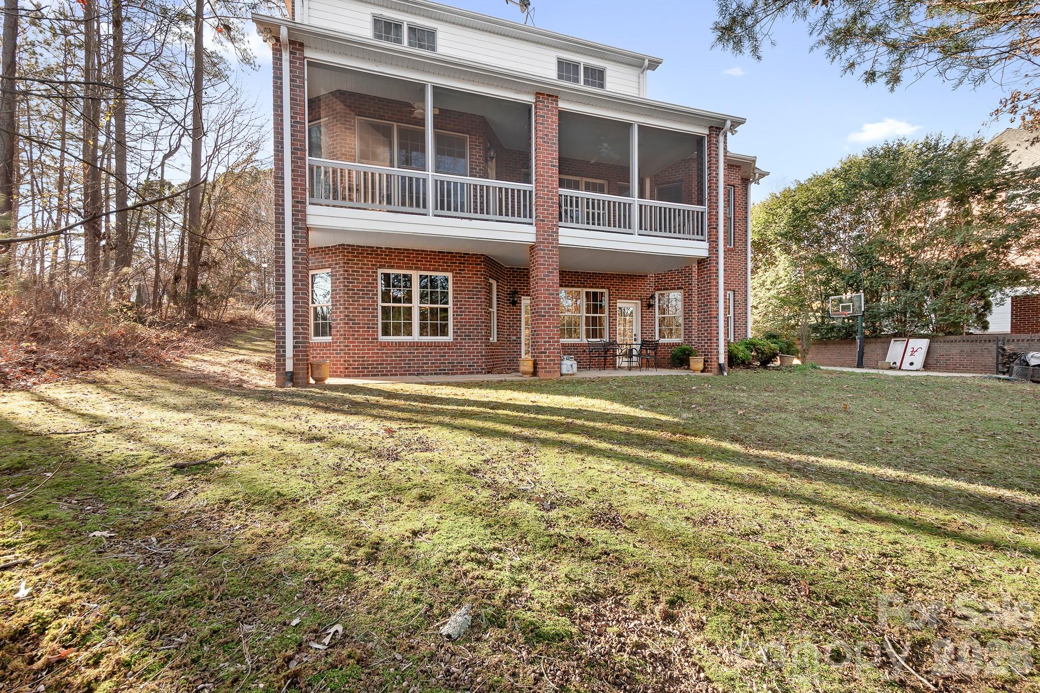 Cowans Ford Country Club - Residential