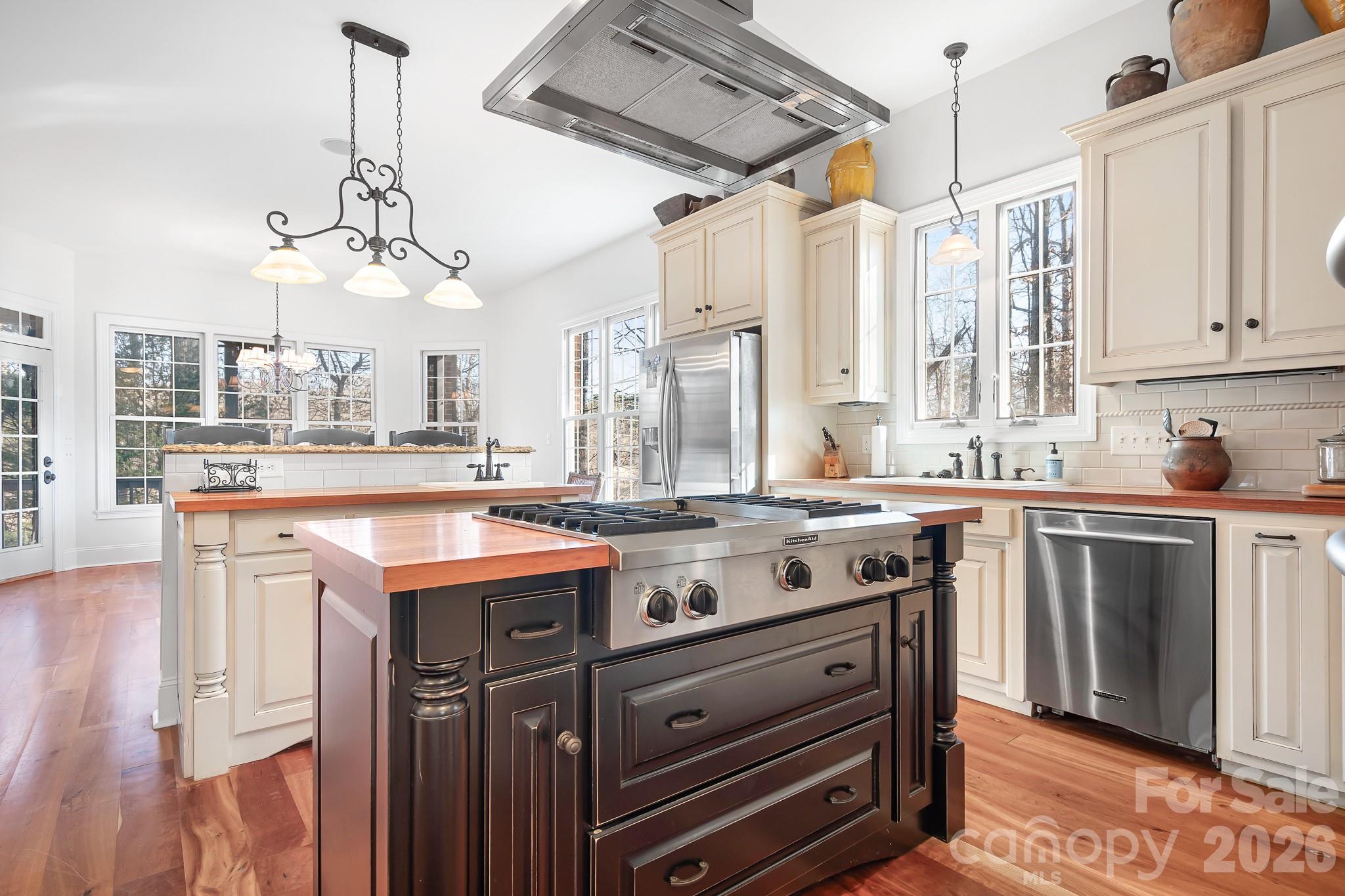 Cowans Ford Country Club - Residential