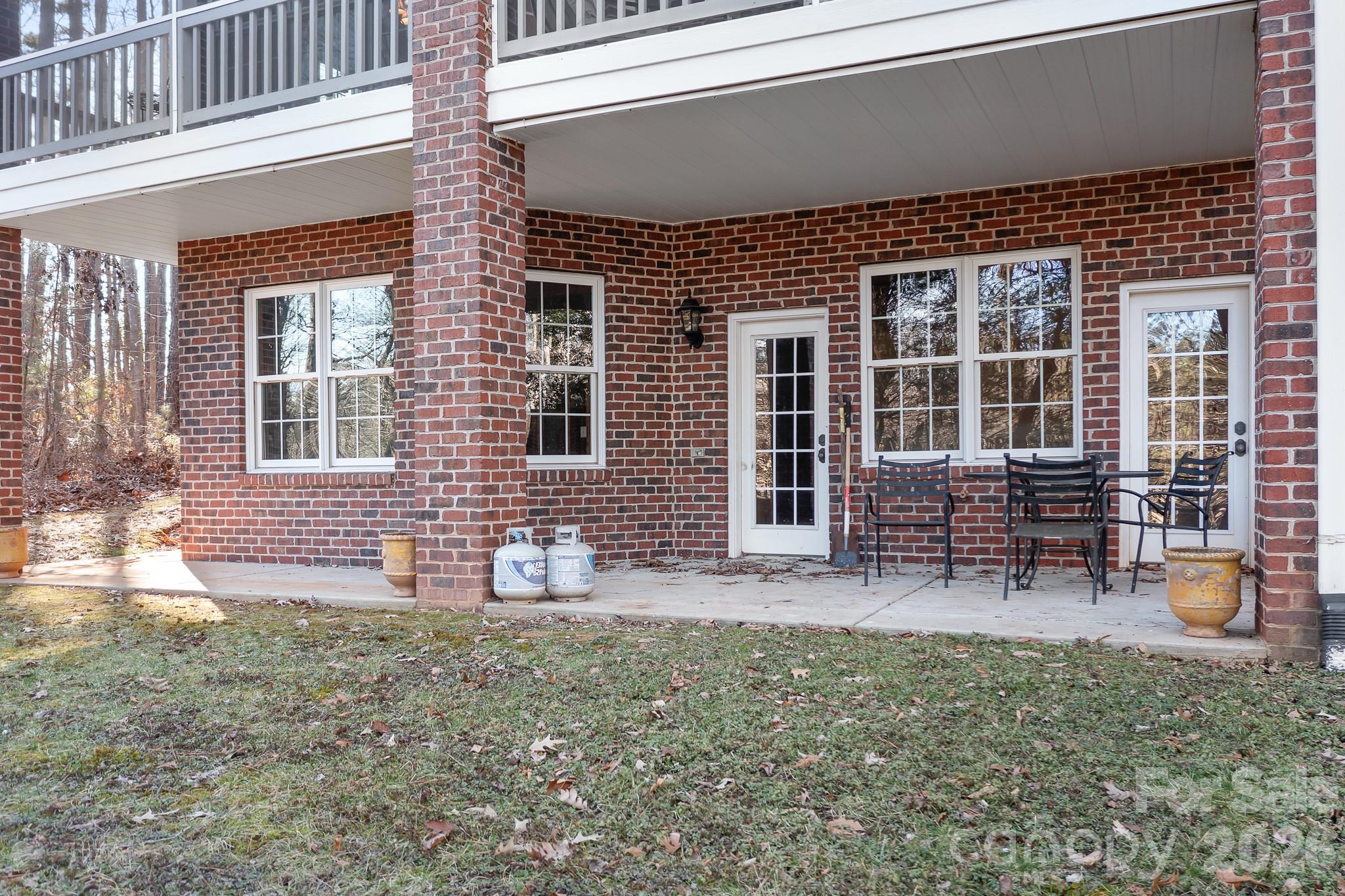 Cowans Ford Country Club - Residential