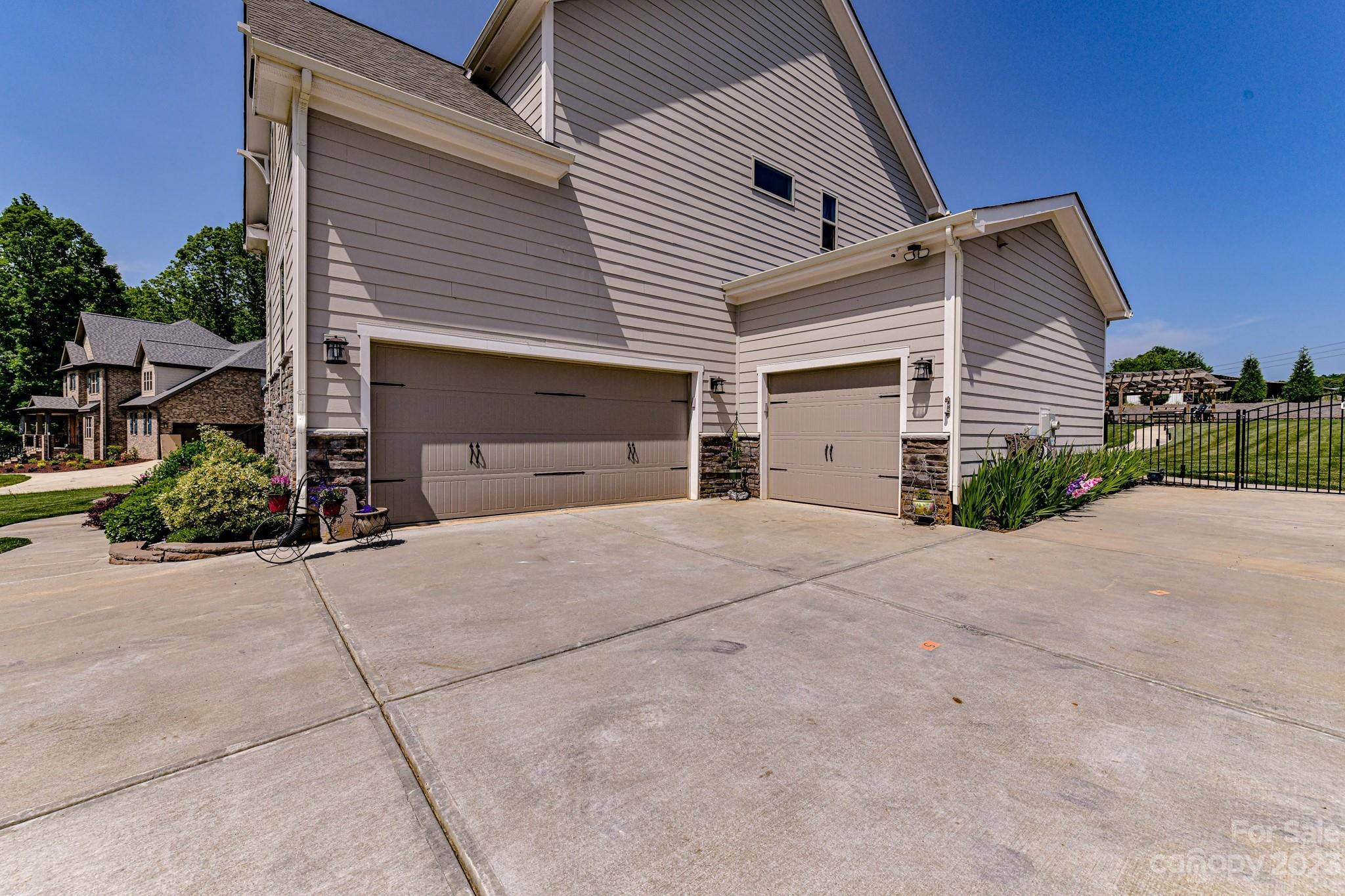 Hollybrook - Residential