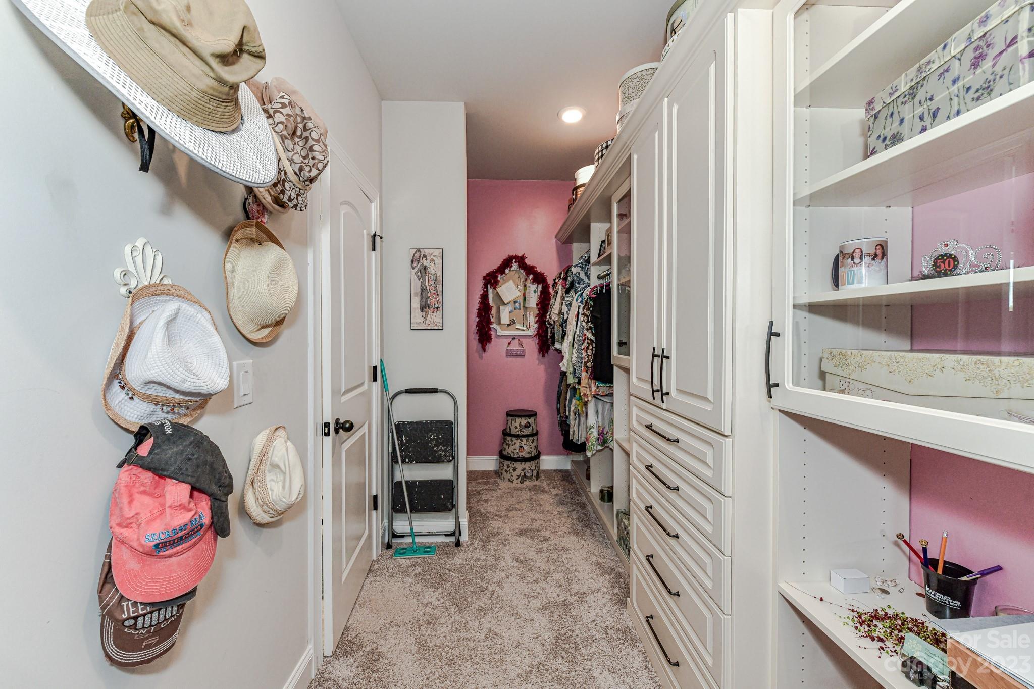 Hollybrook - Residential