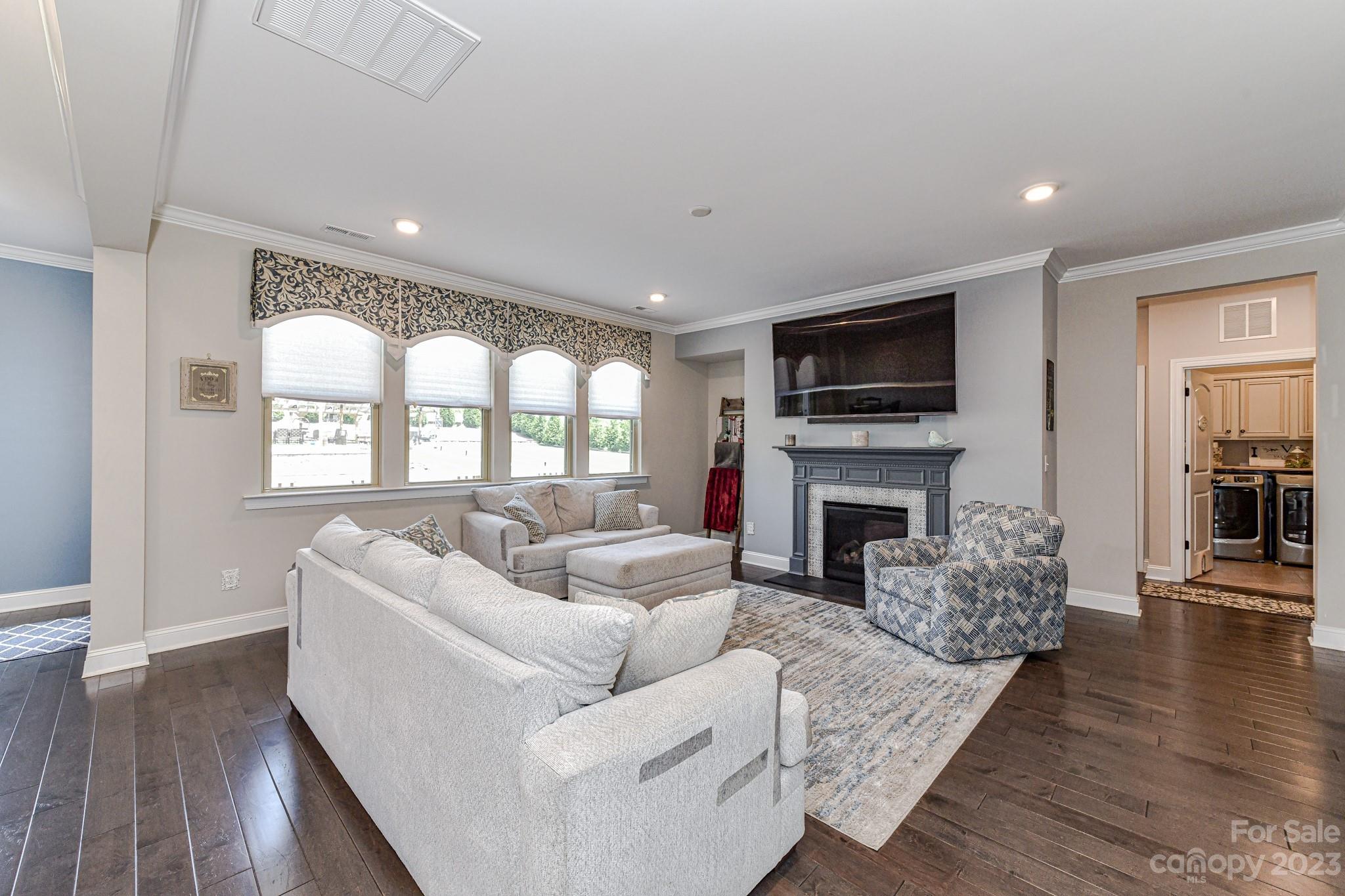 Hollybrook - Residential