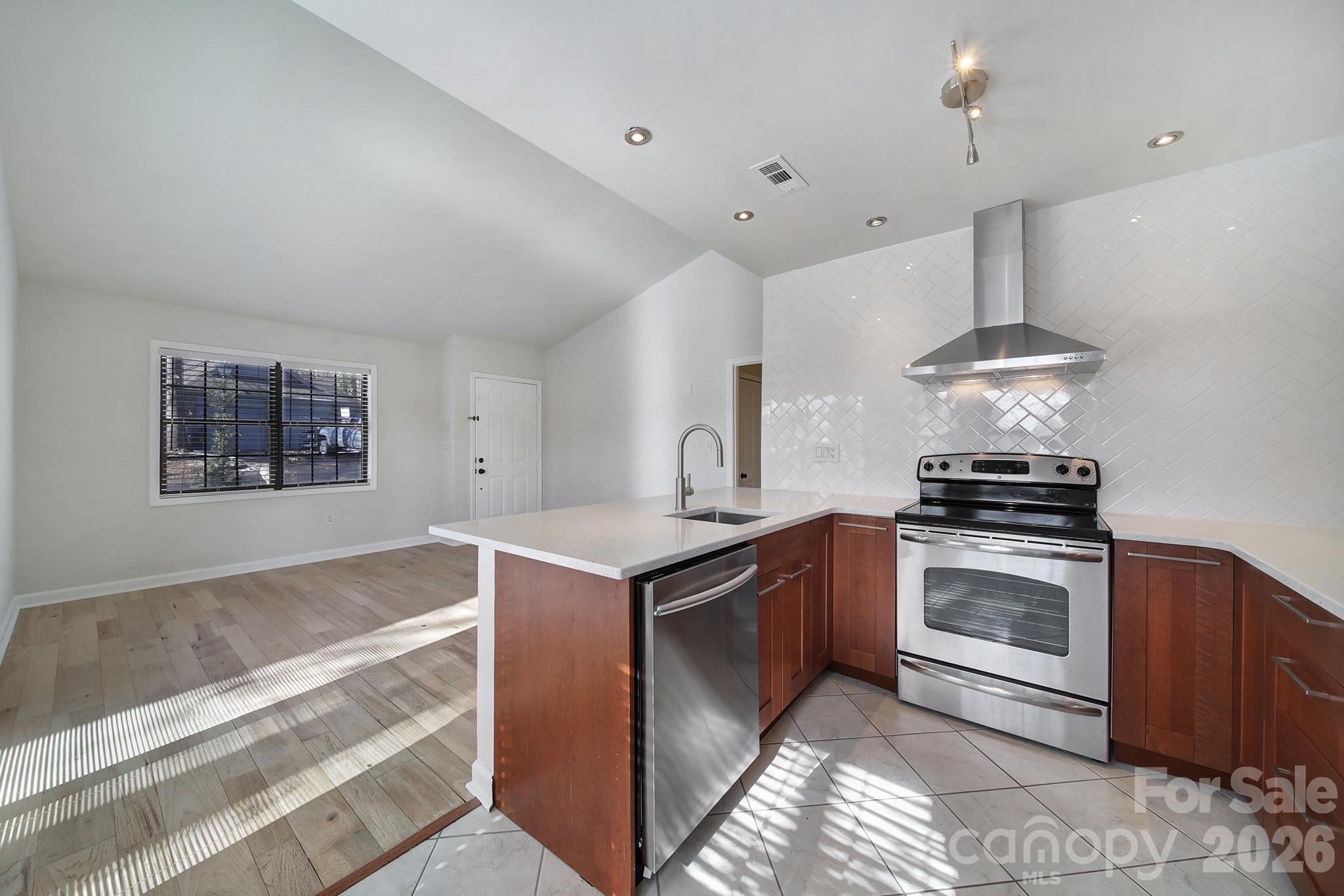 Wood Ridge - Residential