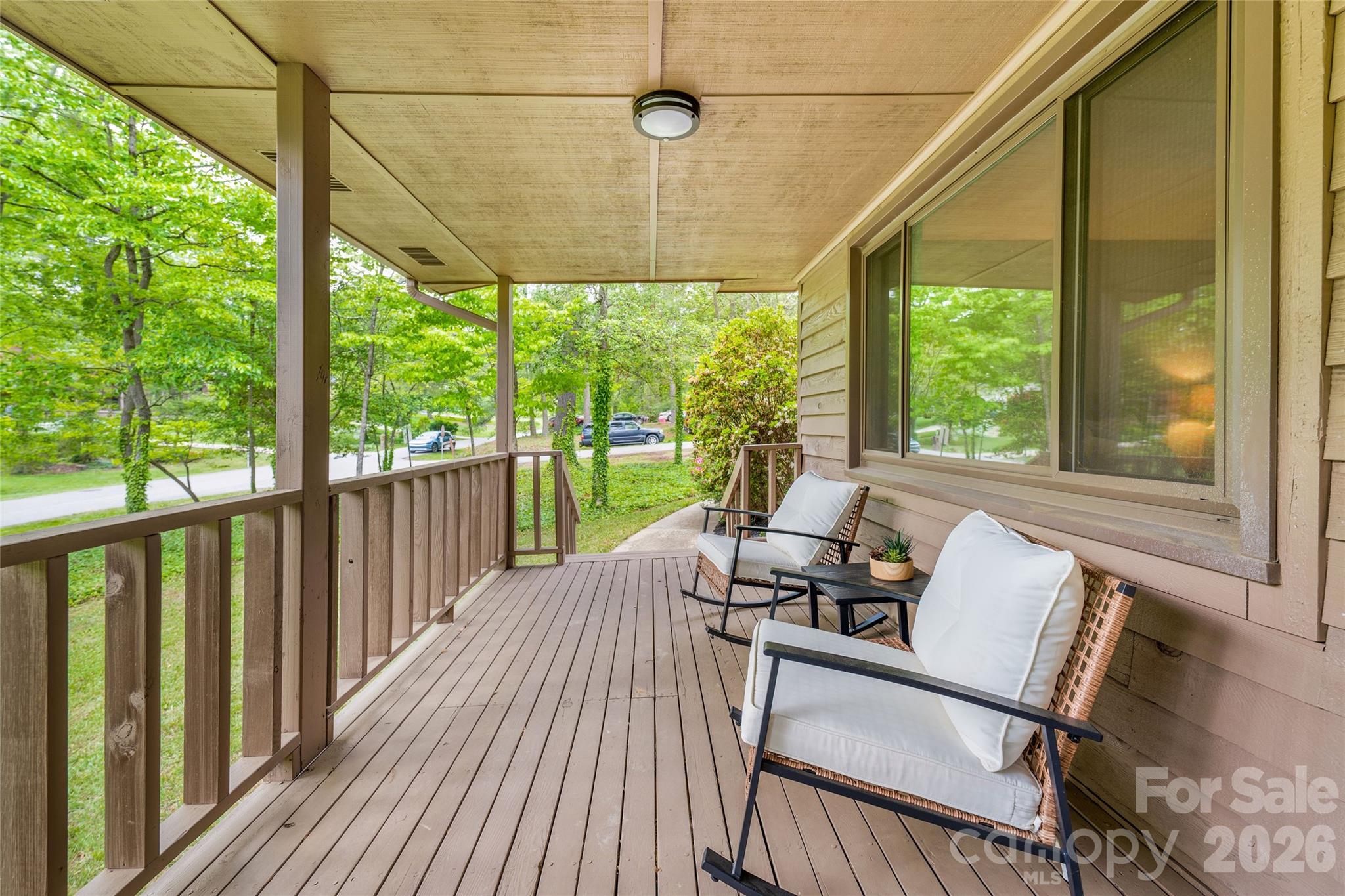 135 Scarlet Drive