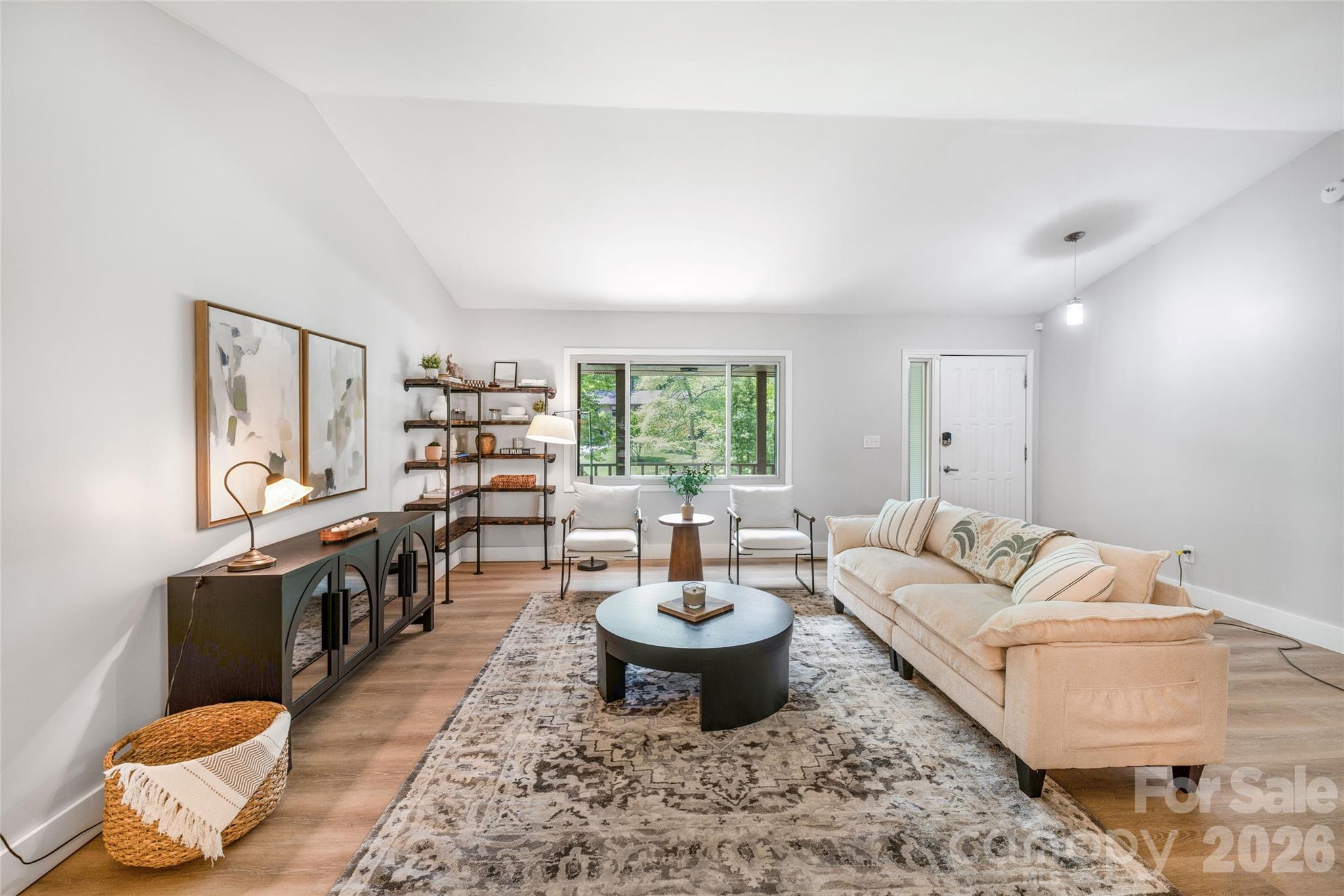 135 Scarlet Drive