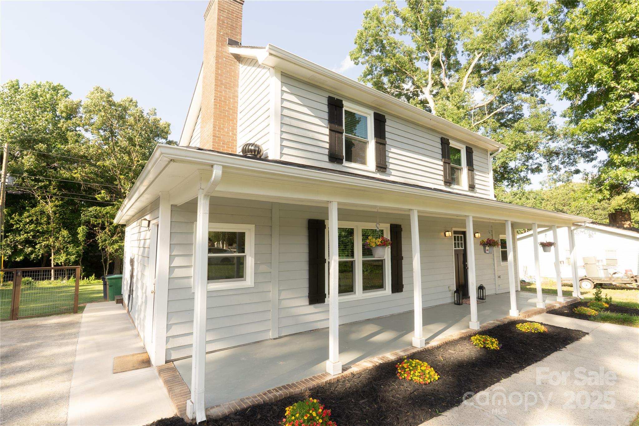 8012 Red Lantern Road