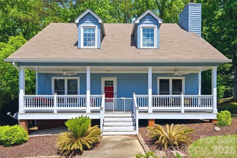 Photo of 3066 Point Clear Drive, Fort Mill, SC 29708 (MLS # 4373528)