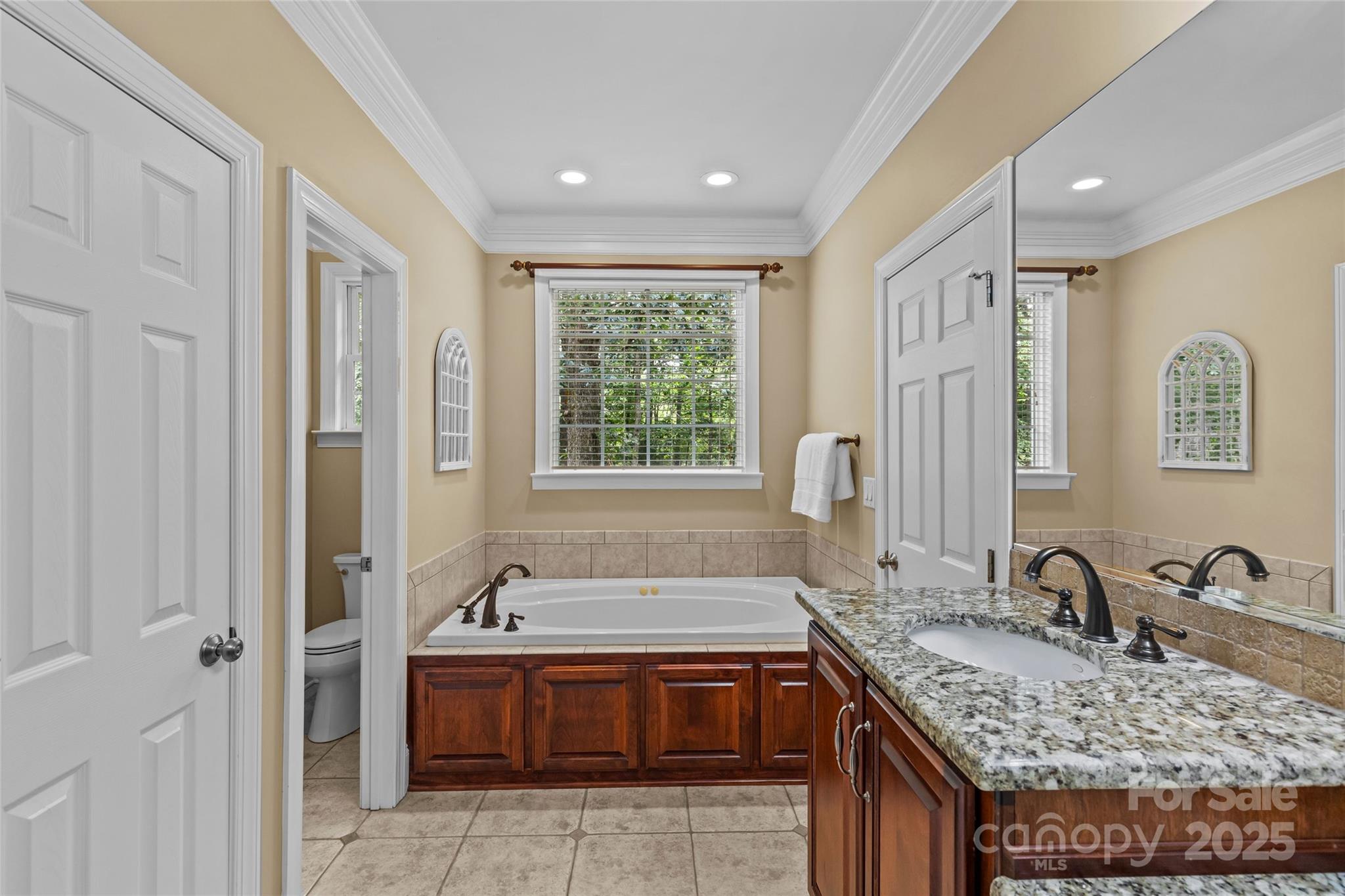 Laurel Creek - Residential