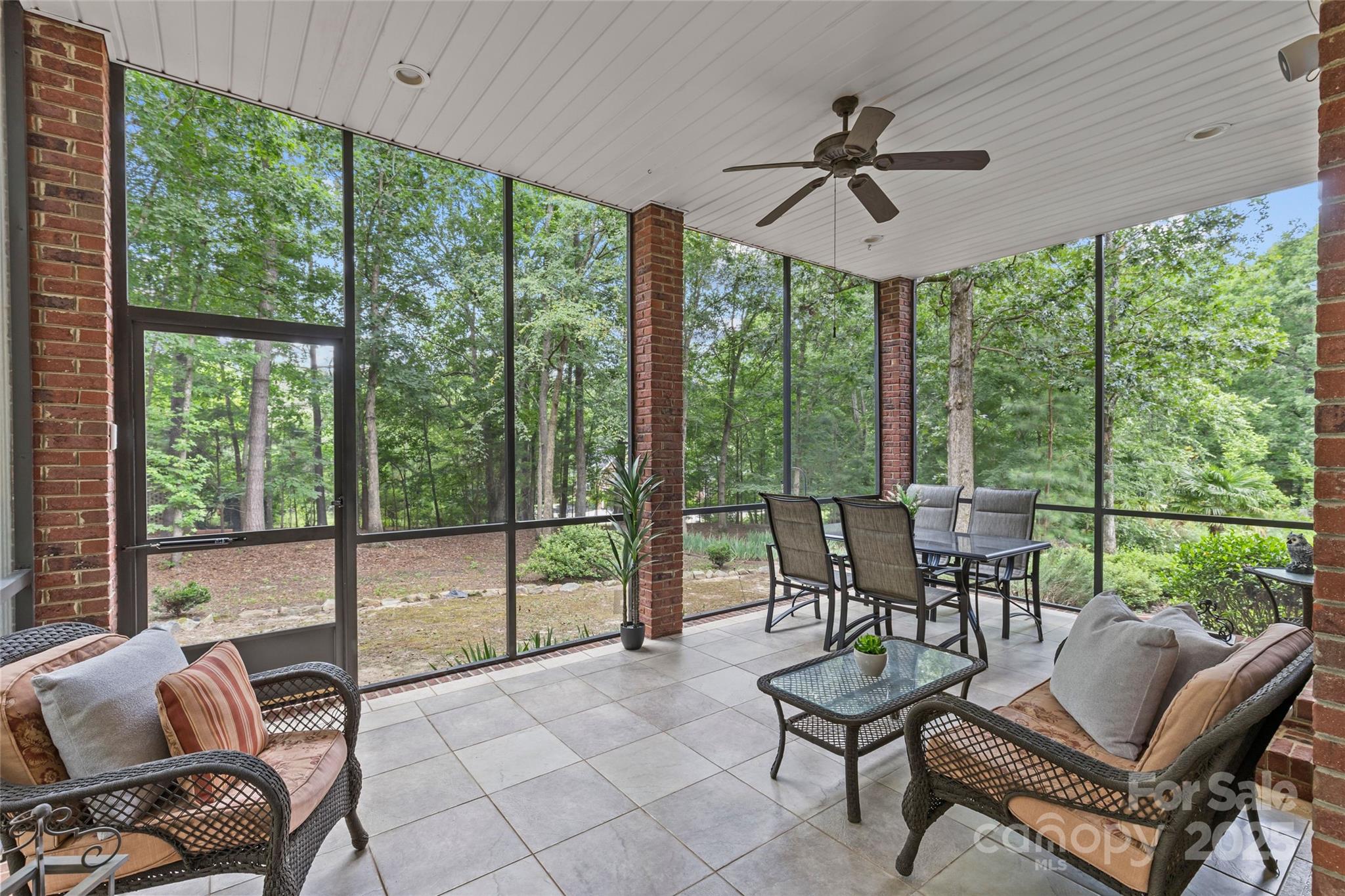 Laurel Creek - Residential