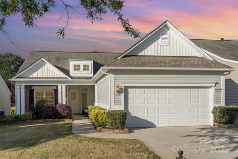 8033 Pawleys Court Fort Mill SC 29707