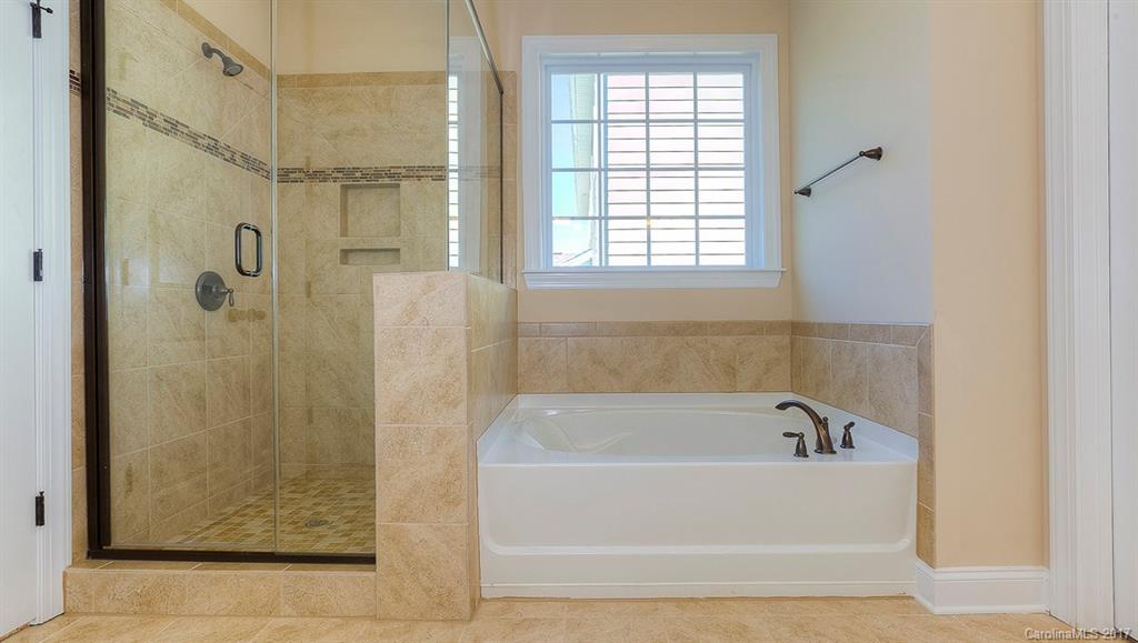 LakeWalk - Residential