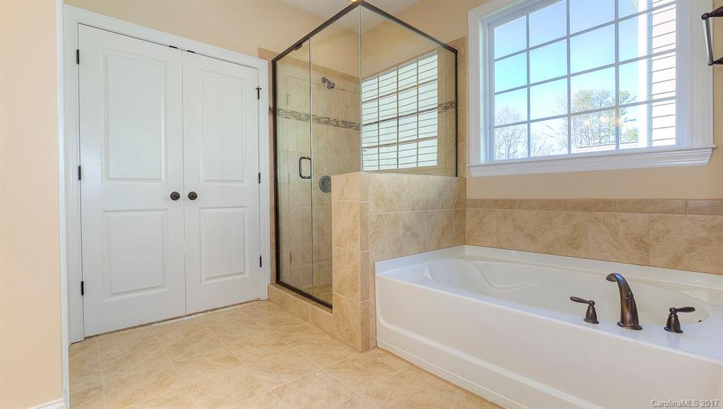 LakeWalk - Residential