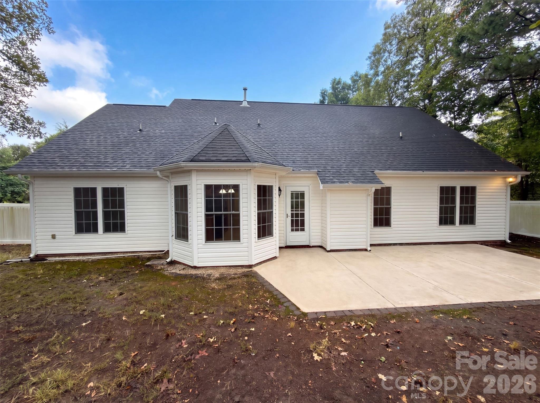 2037 Olde Towne Drive