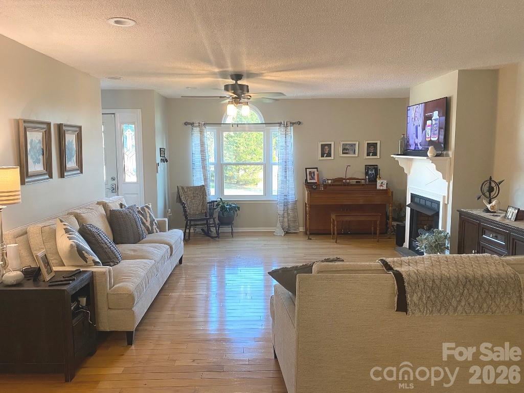 3955 Northernmistic Drive