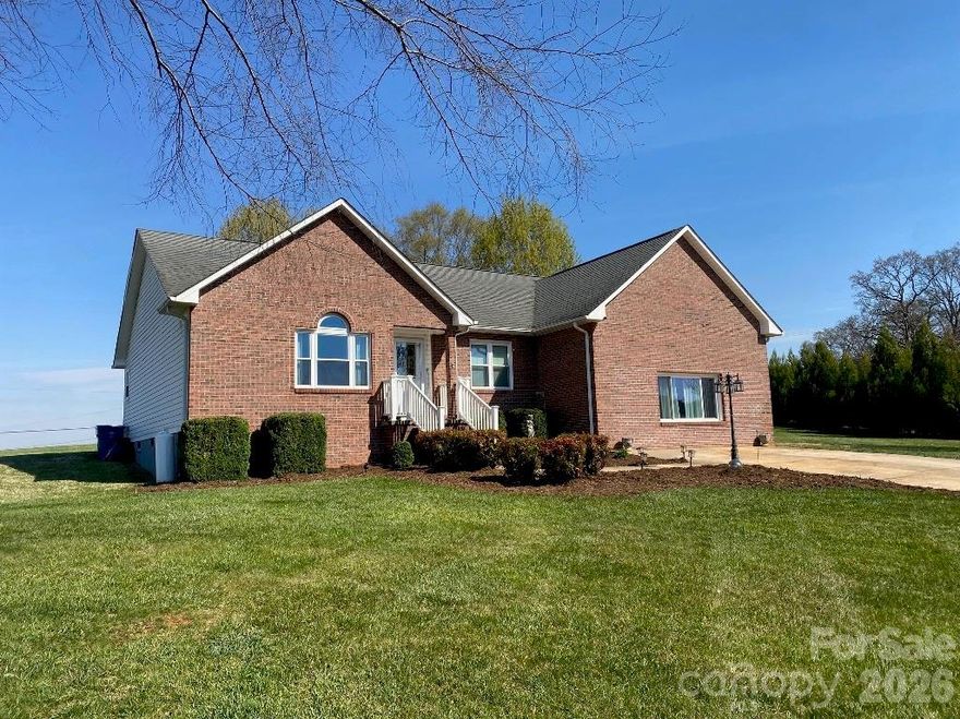 Come check out this beautiful home, located in a quaint & welcoming neighborhood with no HOA's. Enjoy an open living, kitchen, dinning area. This one has additional living space, great for relaxation or entertaining. Fall in love with your spaciou yard with this .73 of an acre lot.Motivated Sellers!!