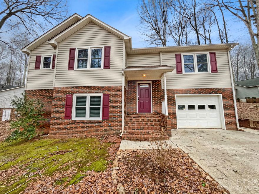 Welcome to the epitome of serene living! This delightful property showcases a captivating natural color palette, inviting you into a world of tranquility. The well-appointed kitchen boasts a nice backsplash, adding a stylish touch to your cooking adventures. With other rooms designed for flexible living space, you have the freedom to customize each area to suit your unique needs. The primary bathroom features double sinks, ensuring convenience for busy mornings, while good under sink storage keeps everything neatly organized. Step outside to discover a charming sitting area in the backyard, creating the perfect spot to unwind and enjoy the outdoors. Experience the harmonious blend of functionality and elegance in this exceptional home, promising a blissful lifestyle. Don't miss out on this incredible opportunity to make it own!