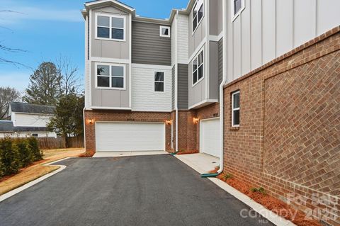 8935 Sharonbrook Drive Charlotte NC 28210