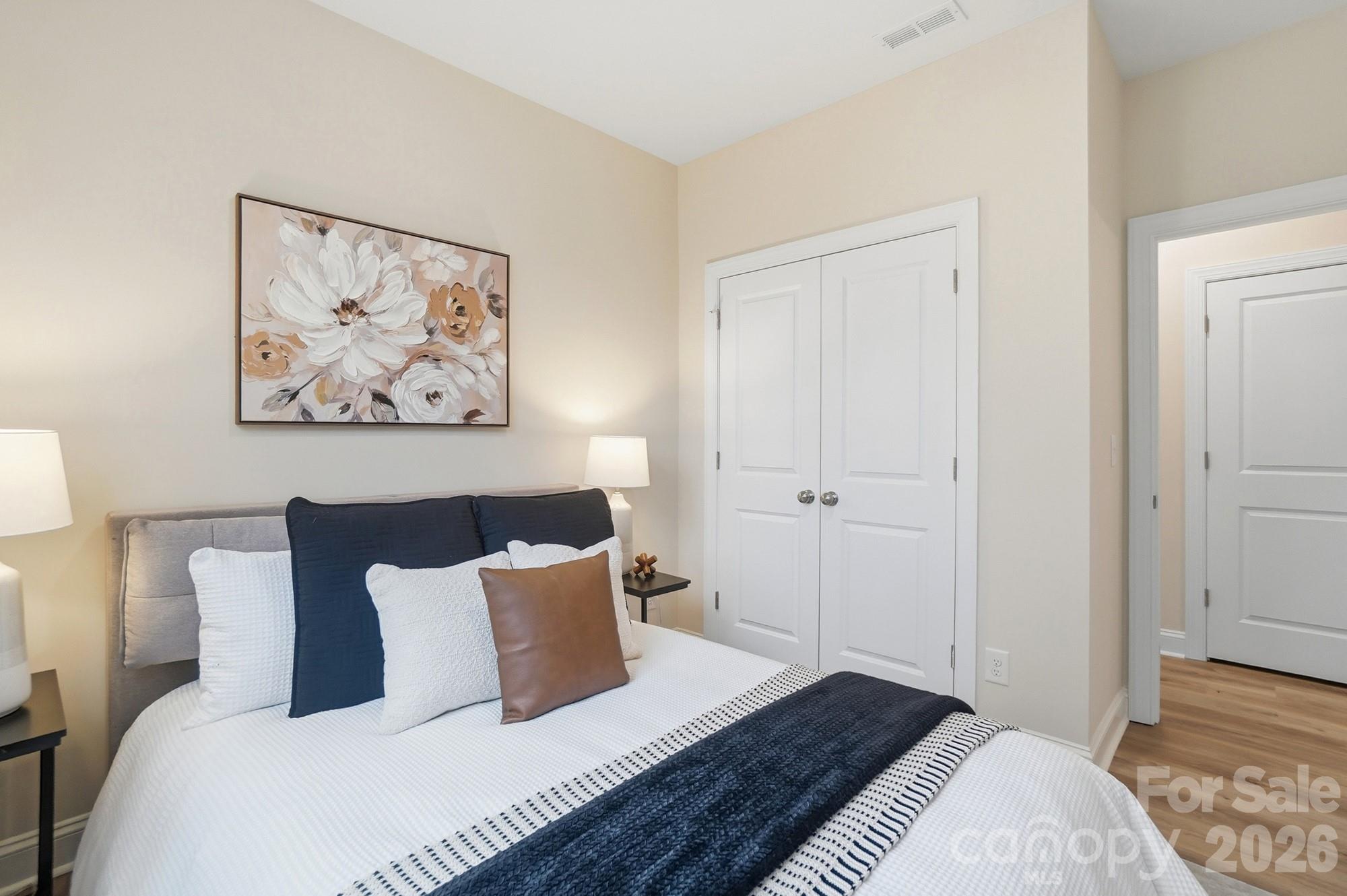 Sharonbrook - Residential