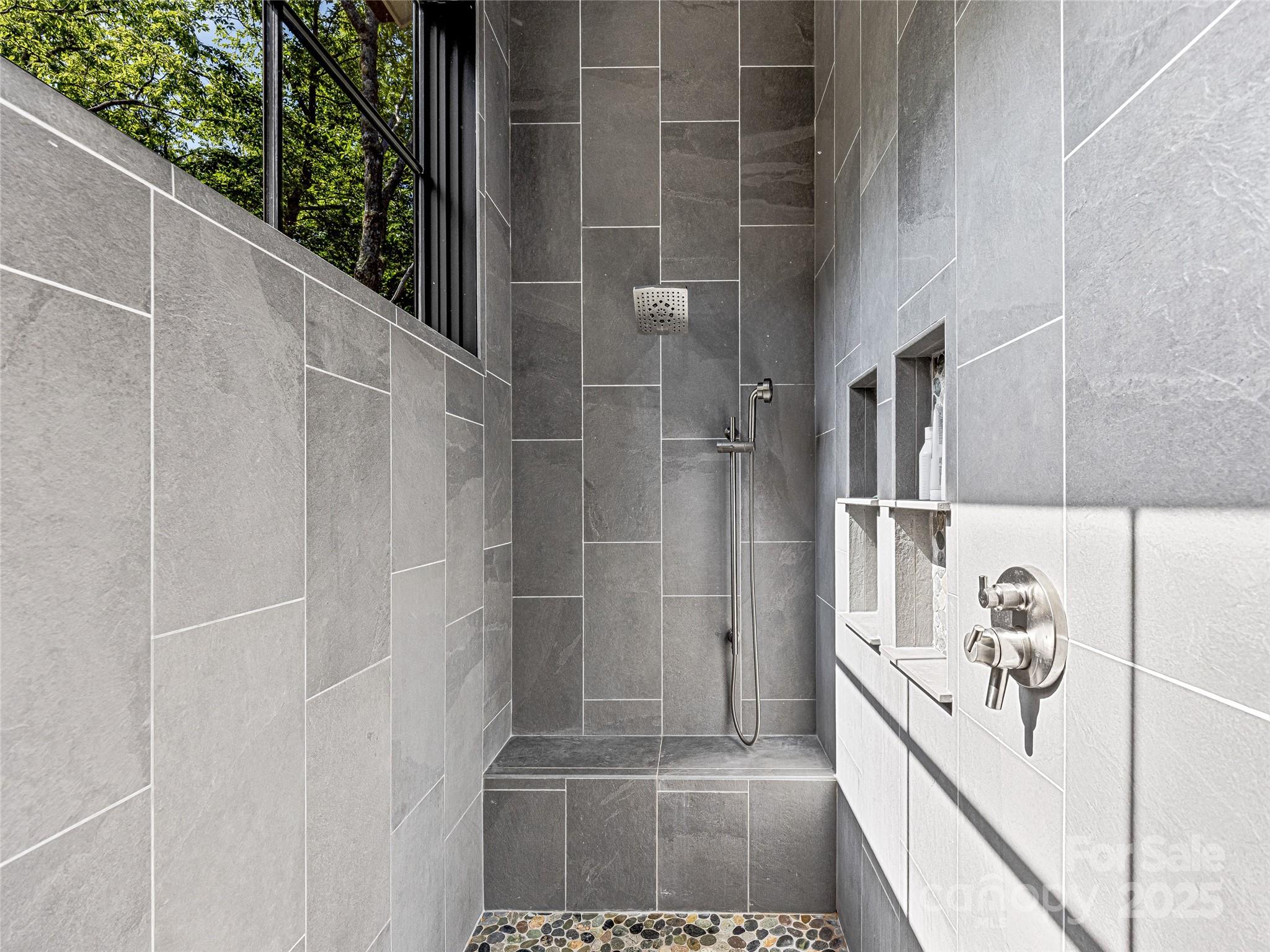 Lake Toxaway Estates - Residential