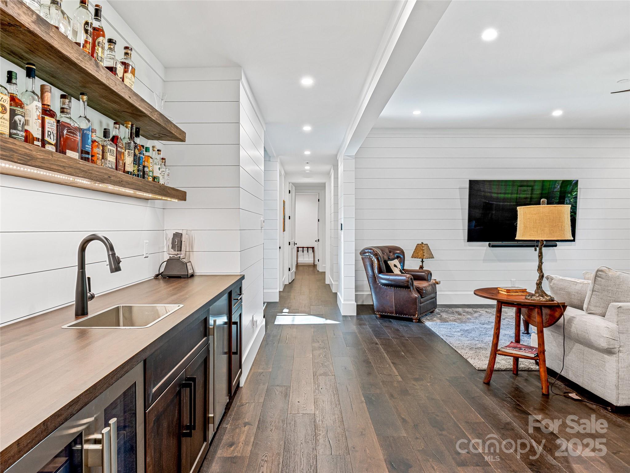 Lake Toxaway Estates - Residential