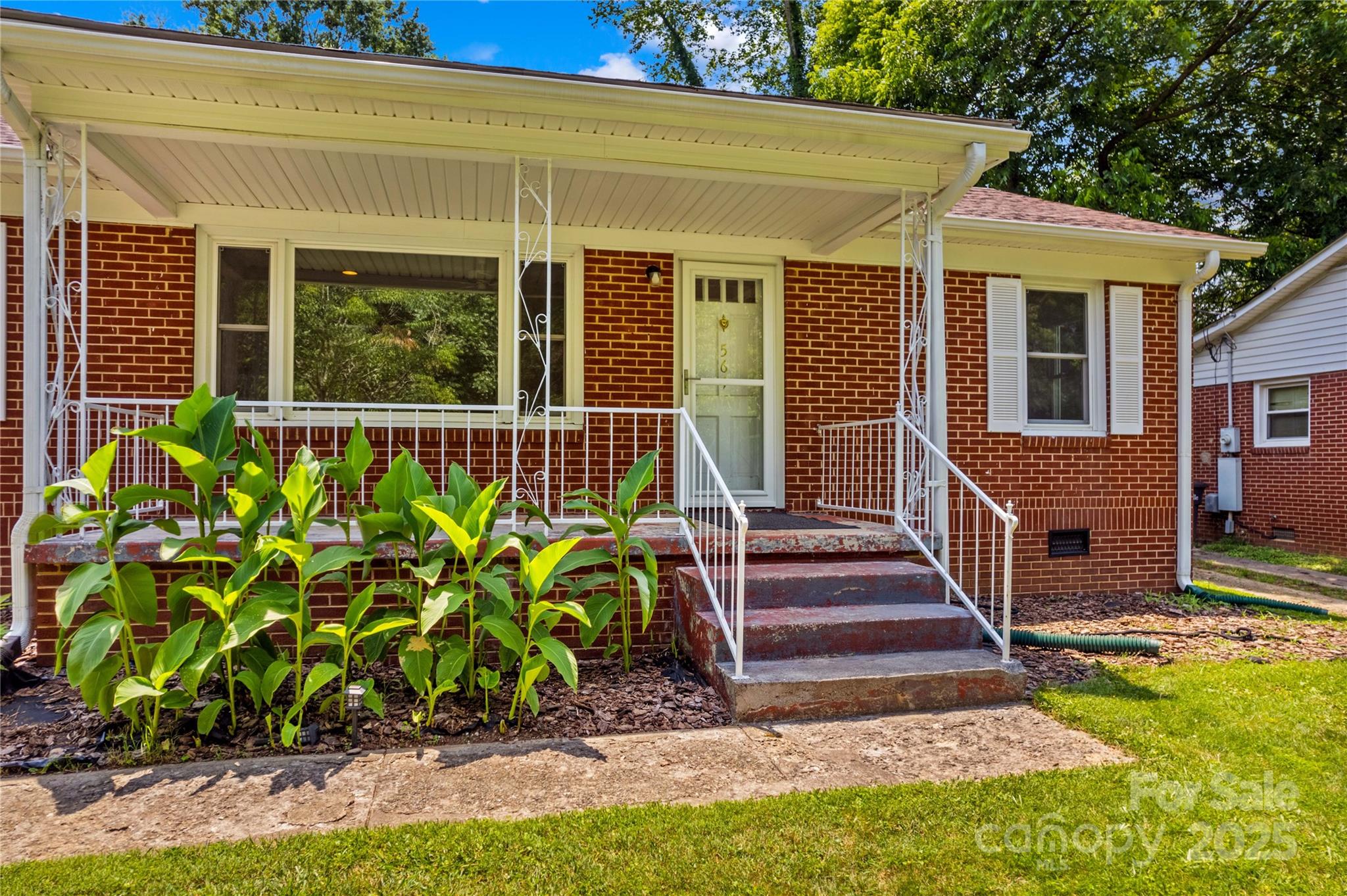 564 Greenway Drive