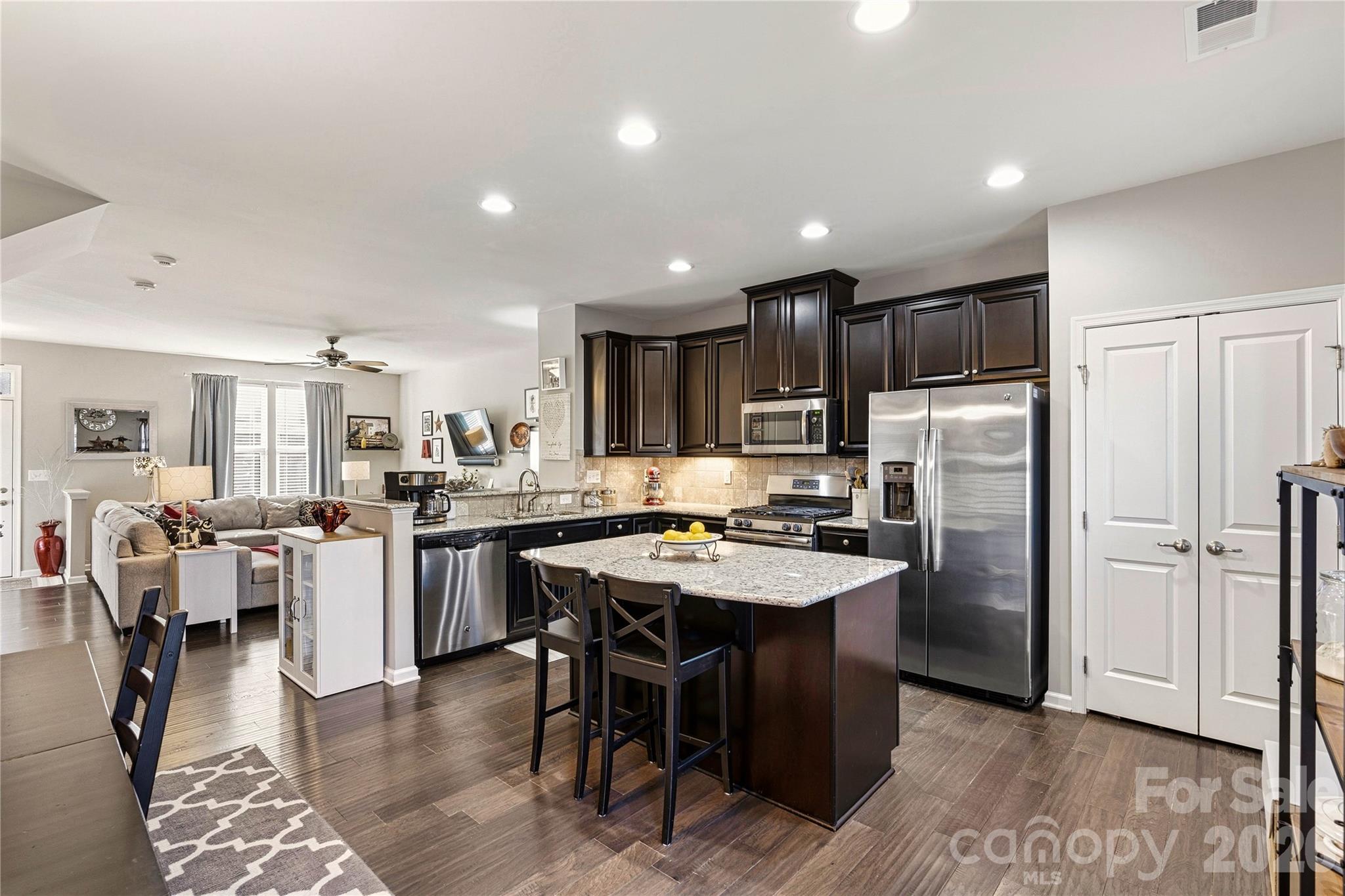 Bryton Square - Residential