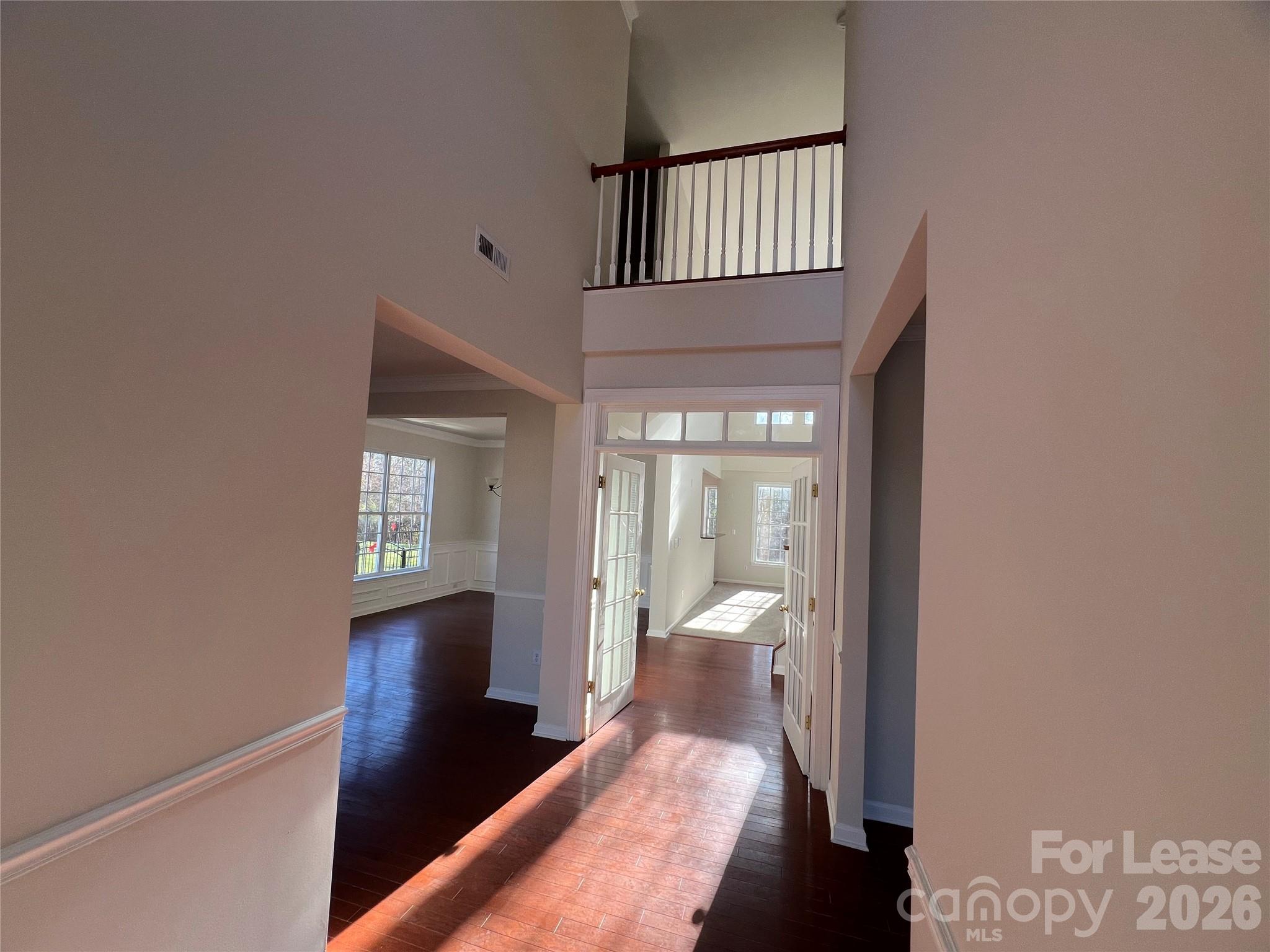 5002 Fine Robe Drive