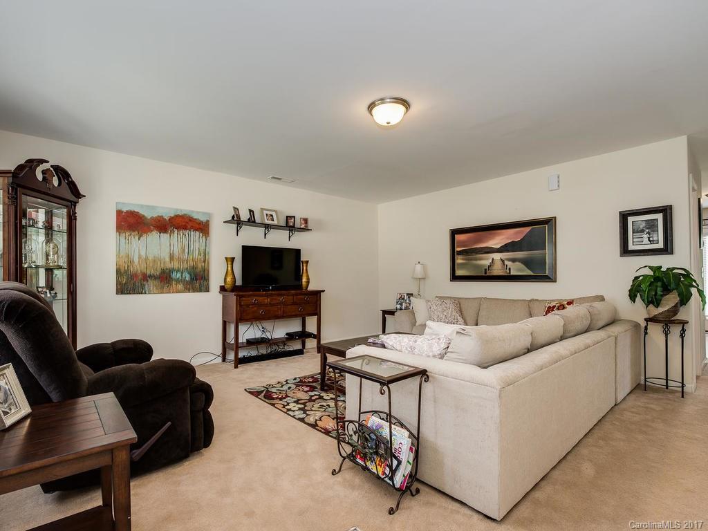 Gunnars Ridge - Residential