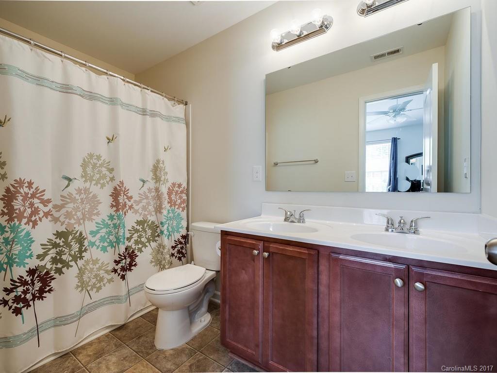 Gunnars Ridge - Residential