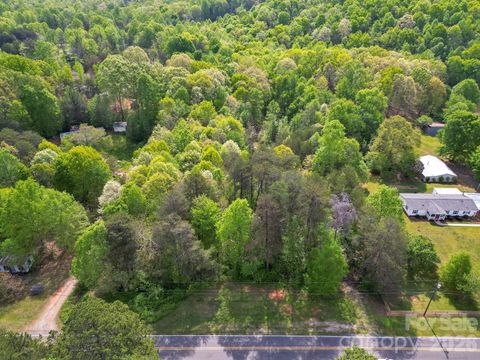 Photo of 245 Arlie Loop, Statesville, NC 28677 (MLS # 4368586)