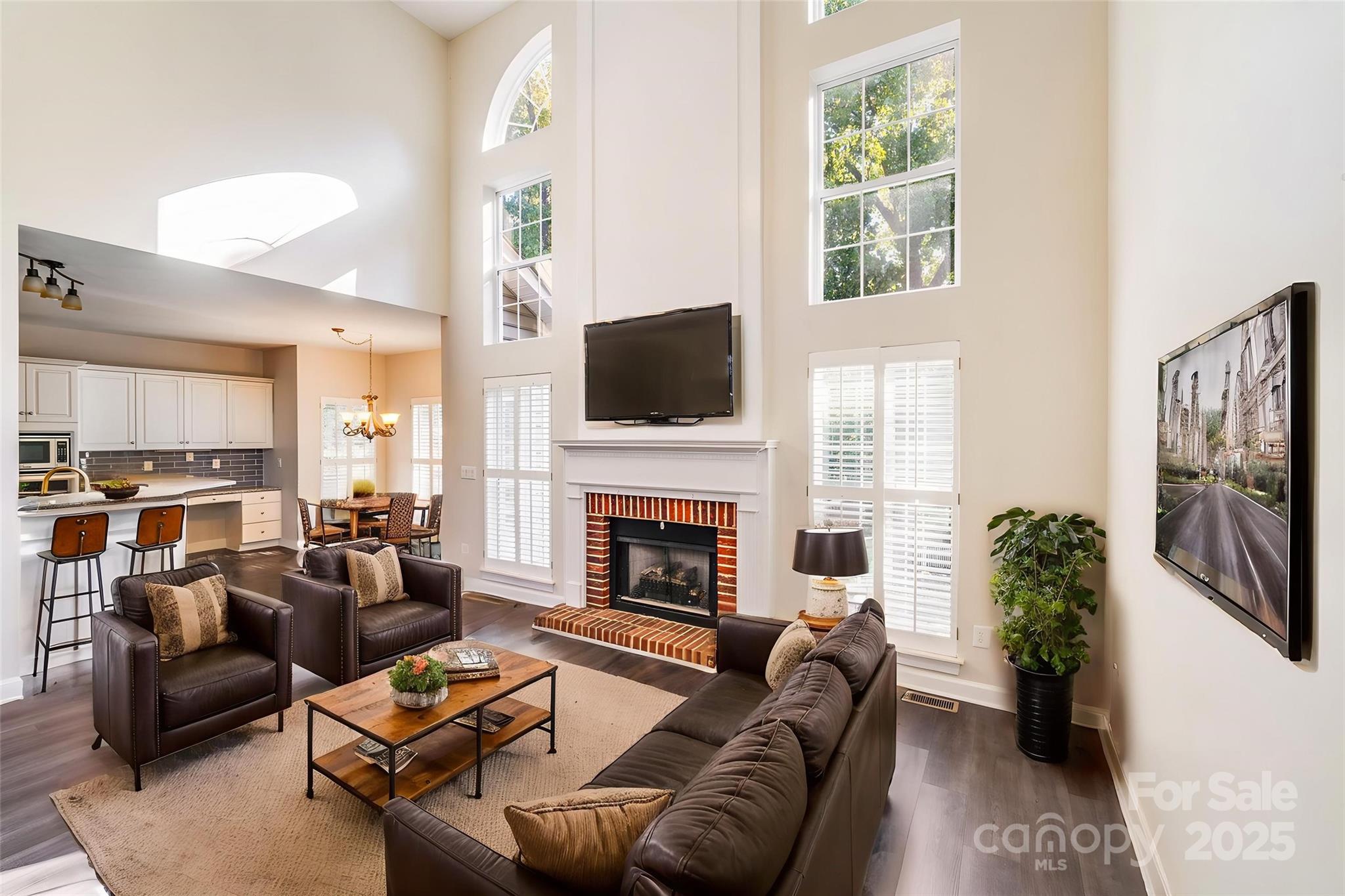 10437 Rougemont Lane
