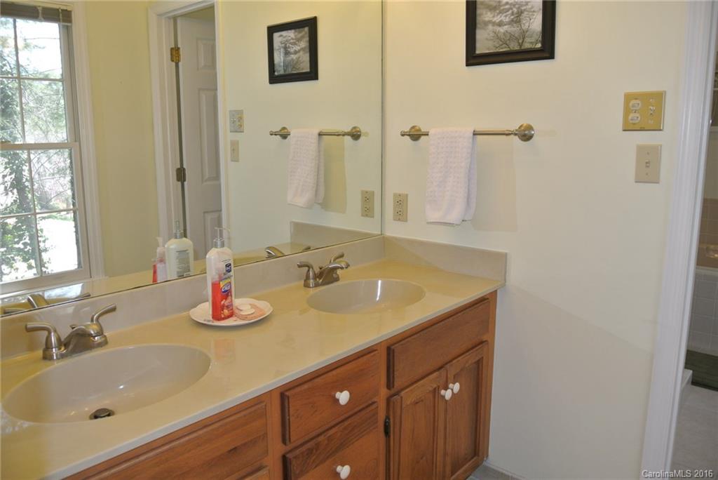 Deerlake Village - Residential