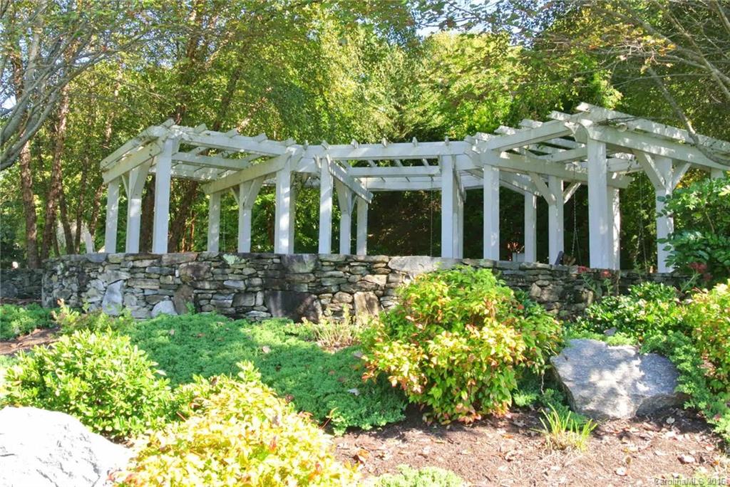 Deerlake Village - Residential