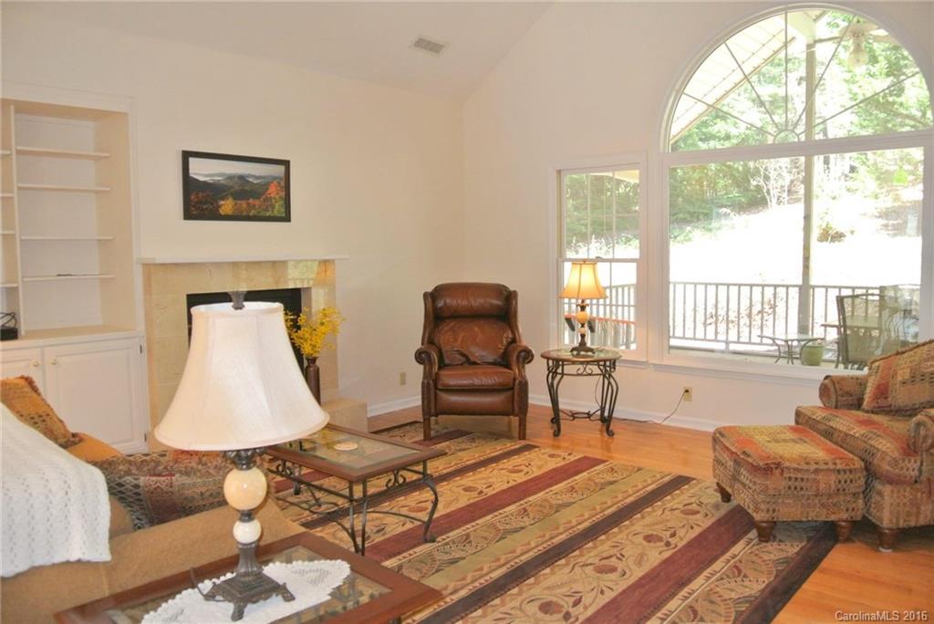 Deerlake Village - Residential