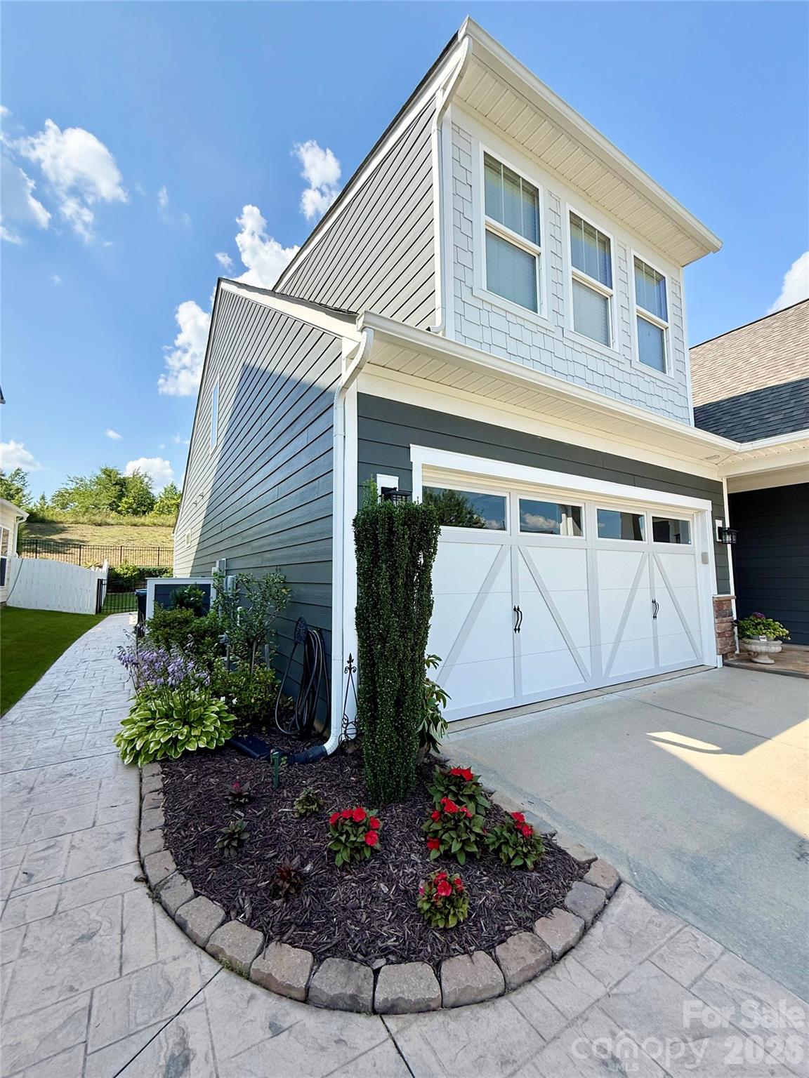 15802 Reynolds Drive