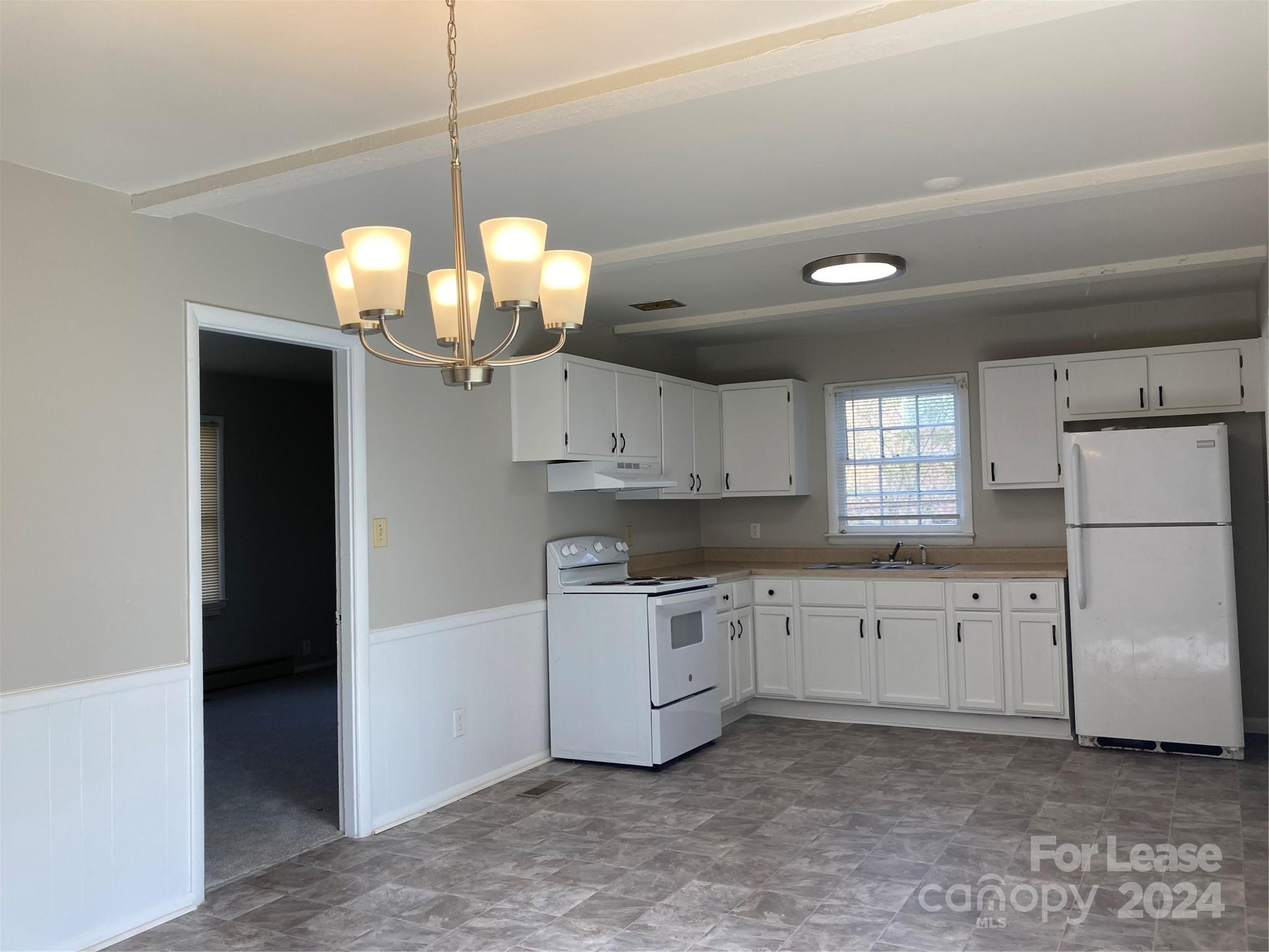 Eastbrook Woods - Residential Lease