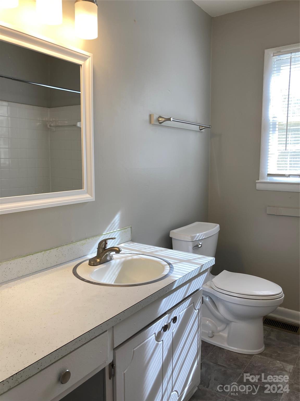 Eastbrook Woods - Residential Lease