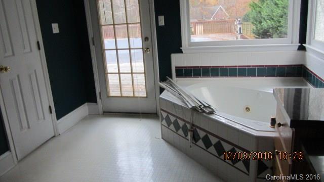 Pinewood Forest - Residential