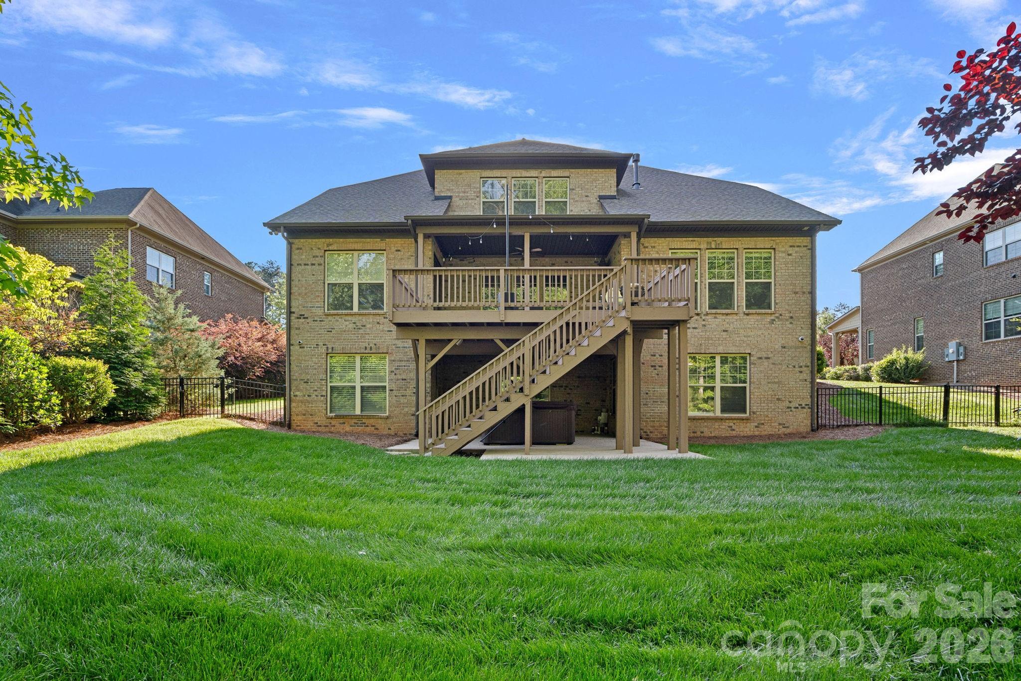 The Falls at Weddington - Residential